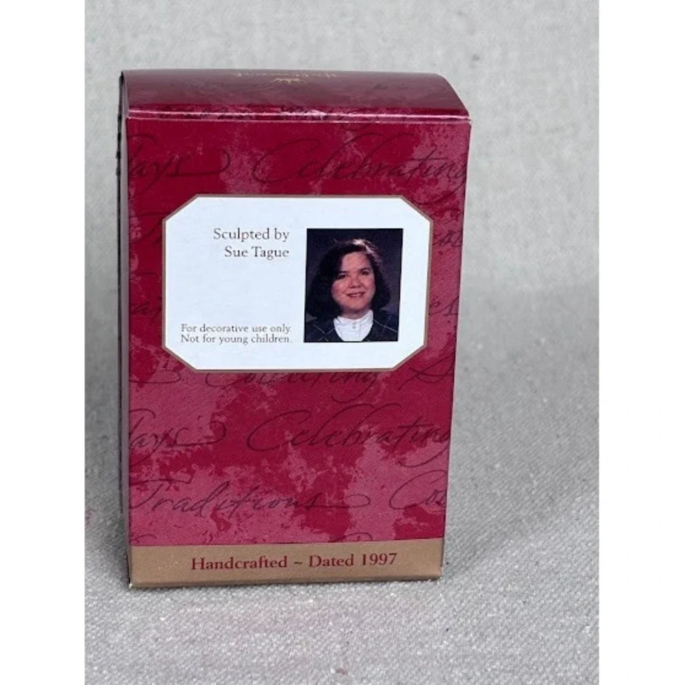 Hallmark charming keepsake